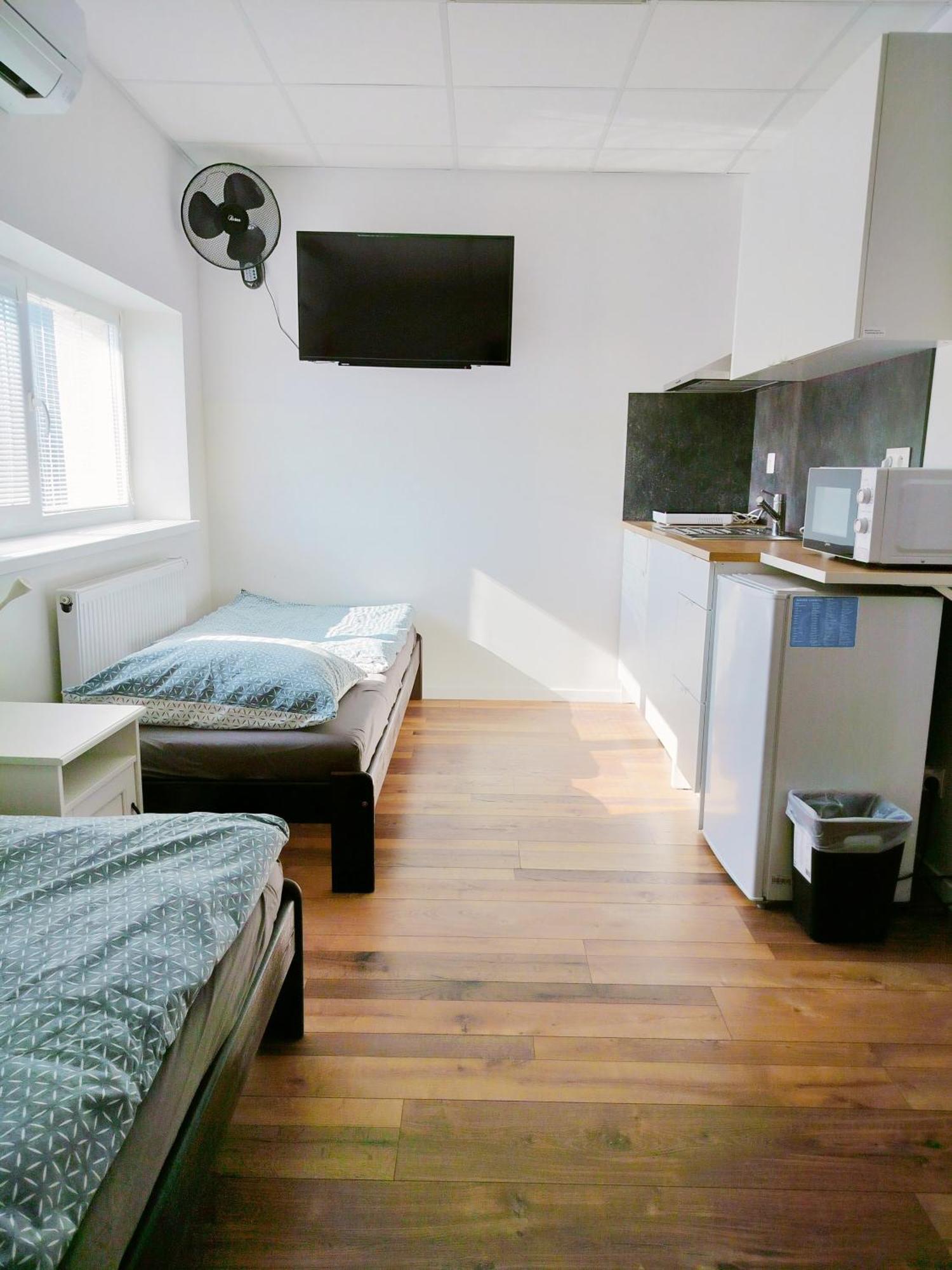 Aparthotel Dimael & Bratislava